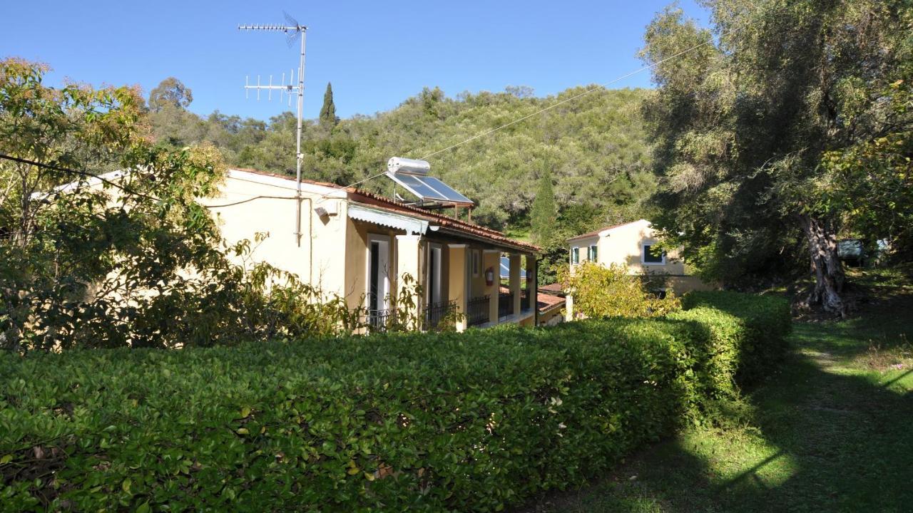 Villa Katerina Apartments Liapades Esterno foto