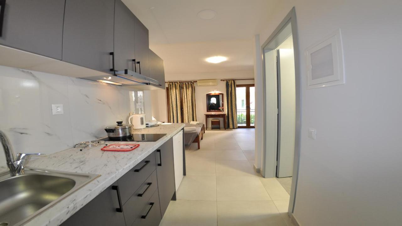 Villa Katerina Apartments Liapades Esterno foto