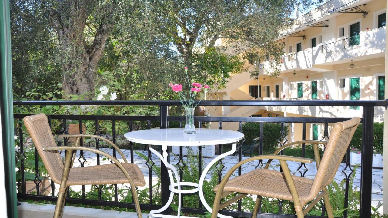 Villa Katerina Apartments Liapades Esterno foto