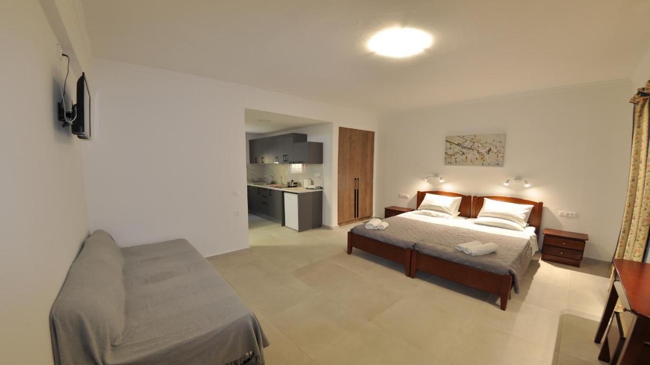 Villa Katerina Apartments Liapades Esterno foto