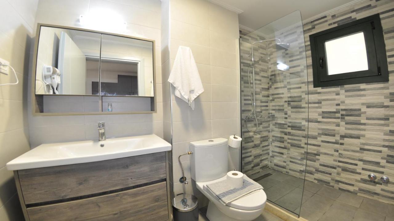 Villa Katerina Apartments Liapades Esterno foto